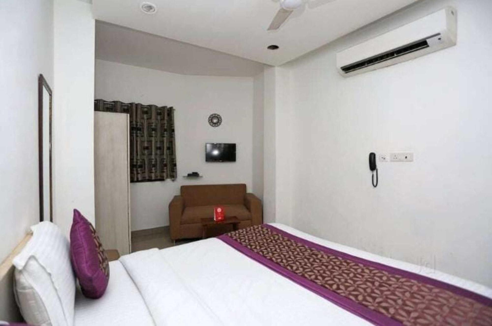 Deluxe Rooms In Jangpura Nueva Delhi Exterior foto