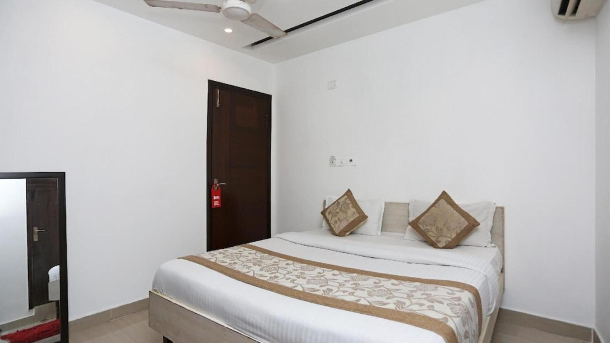 Deluxe Rooms In Jangpura Nueva Delhi Exterior foto