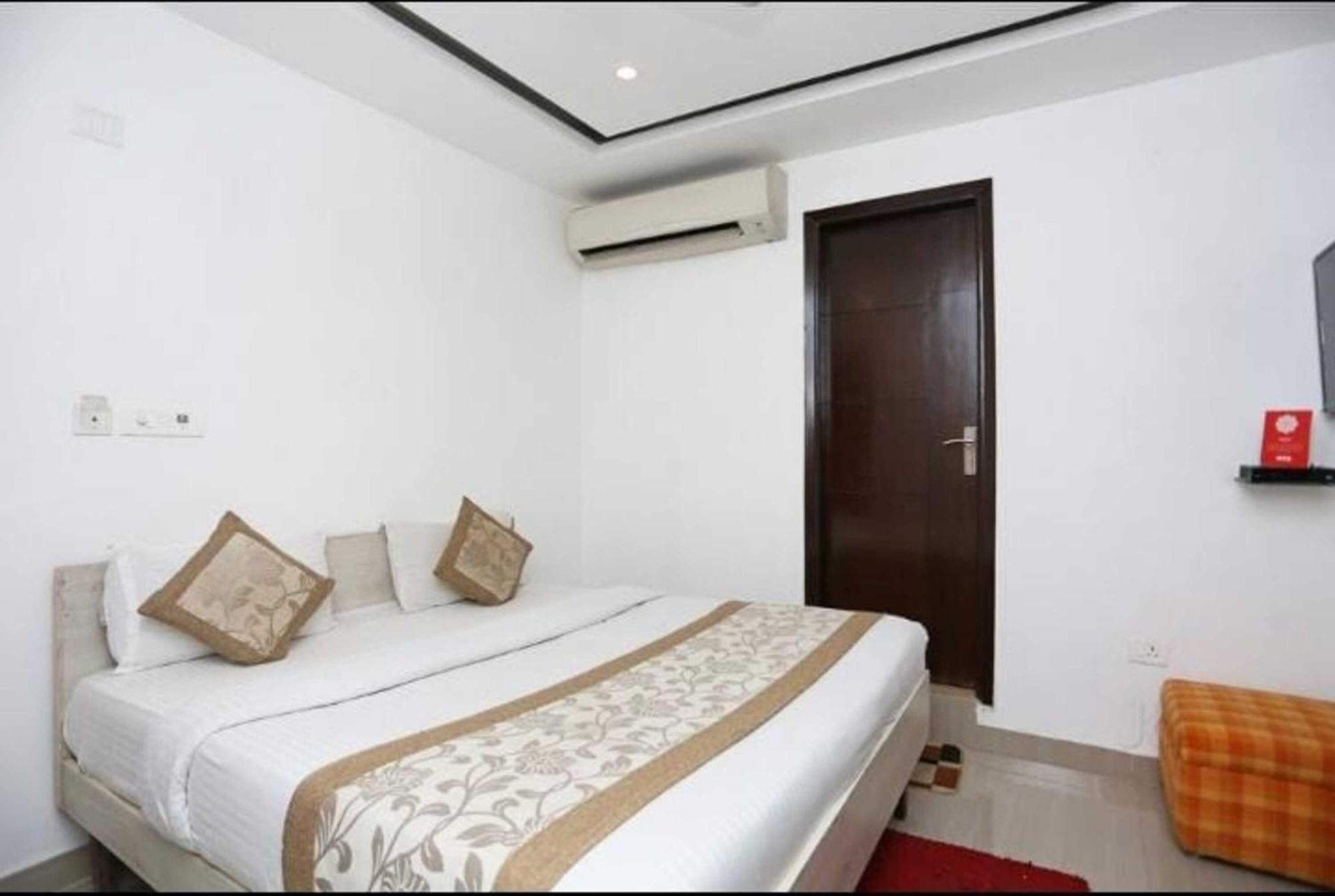 Deluxe Rooms In Jangpura Nueva Delhi Exterior foto